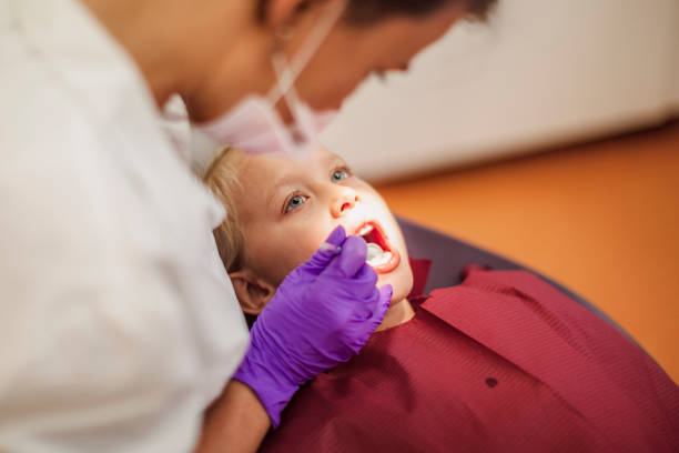 Best Cracked Tooth Emergency Dentist  in Pine Manor, FL